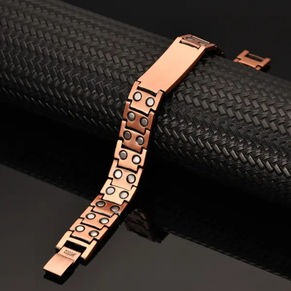 Bracelet Magnétique en Cuivre Antique – Gravure Aigle Royal et Double Rangée d'Aimants